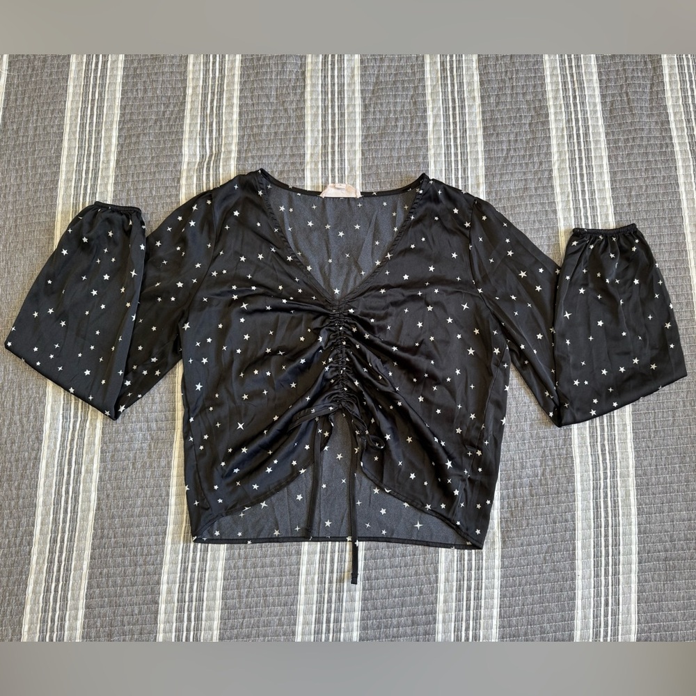 Black Star Scrunch Women's Blouse